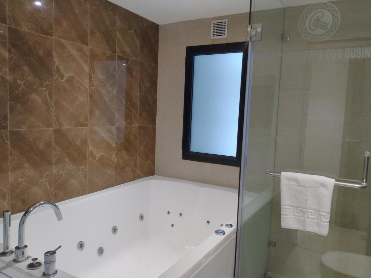 รามี เทคโฮม Aparthotel มุมไบ ภายนอก รูปภาพ